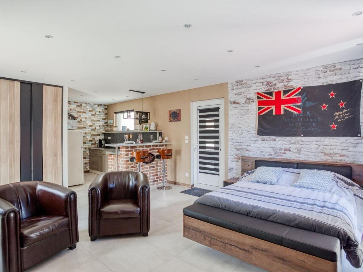 Cosy Apartment In Eperlecques With Fireplace Екстер'єр фото